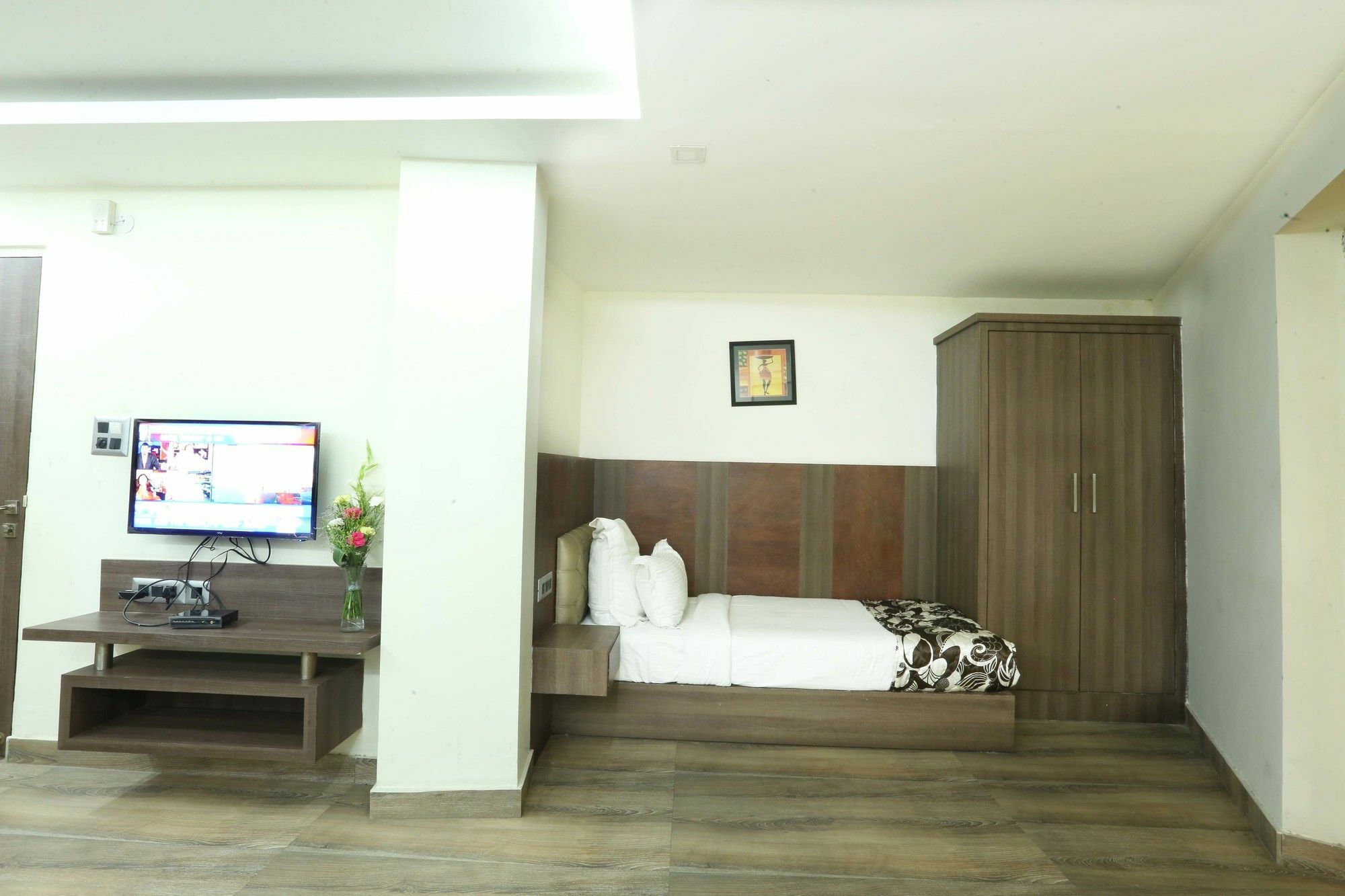 Hotel Metropolitian New Delhi Exterior photo